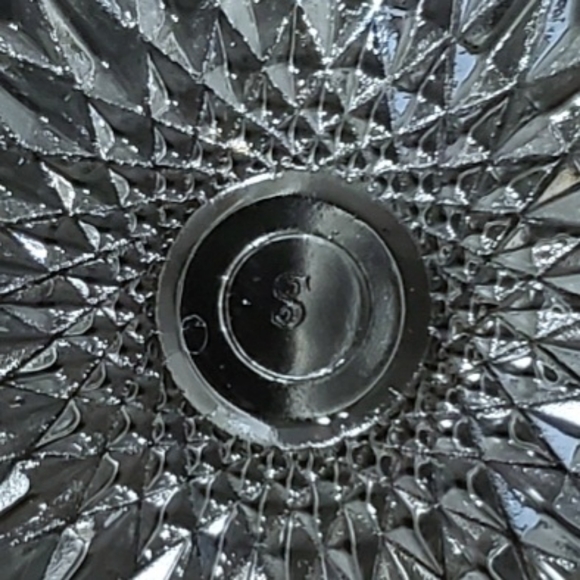 Vntg 8 1/2" Smith Glass "Quintec" Basket EUC - Picture 2 of 13